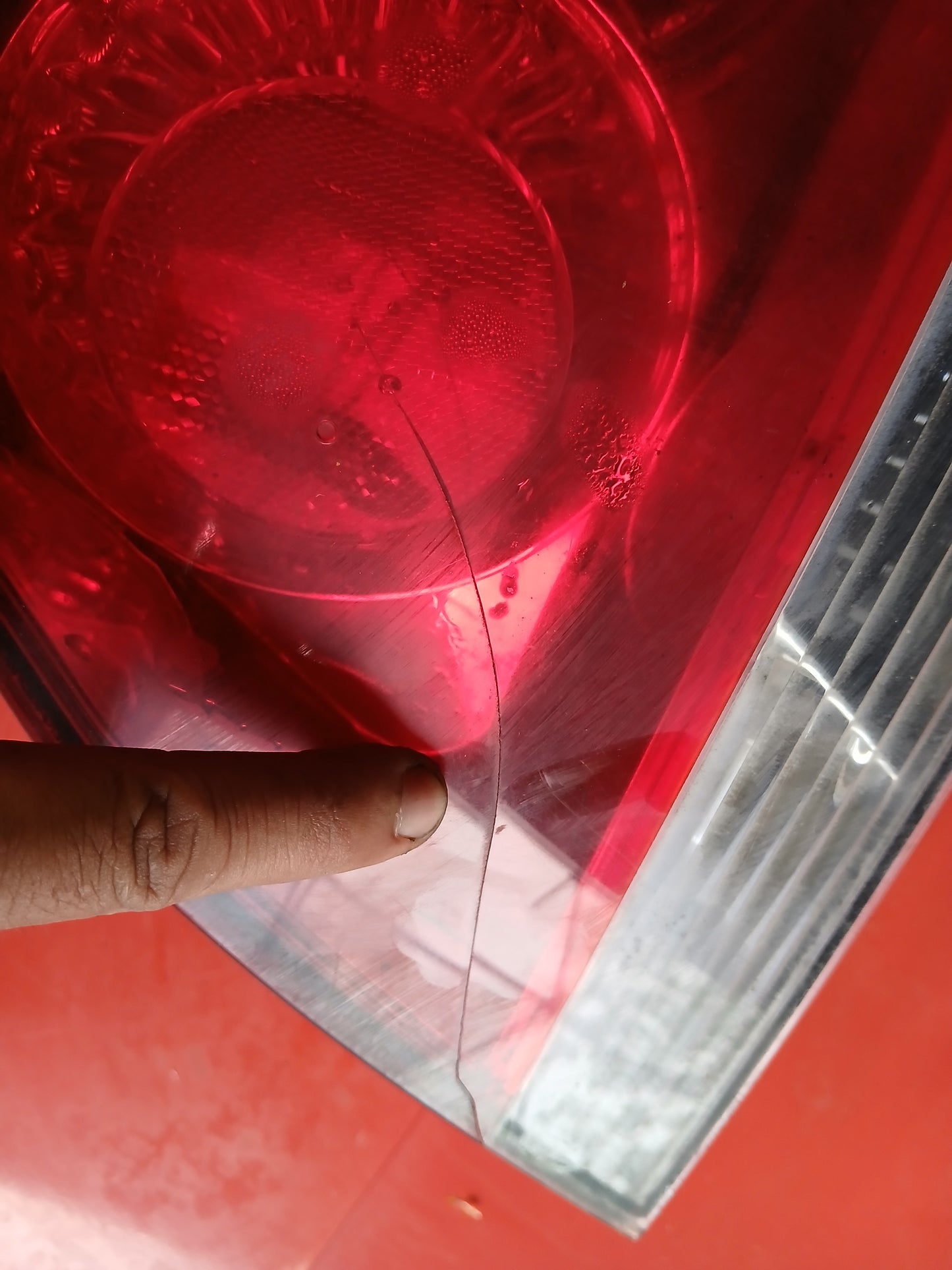 Mitsubishi Lancer Cedia Tail Light Driver Side ( with issue )