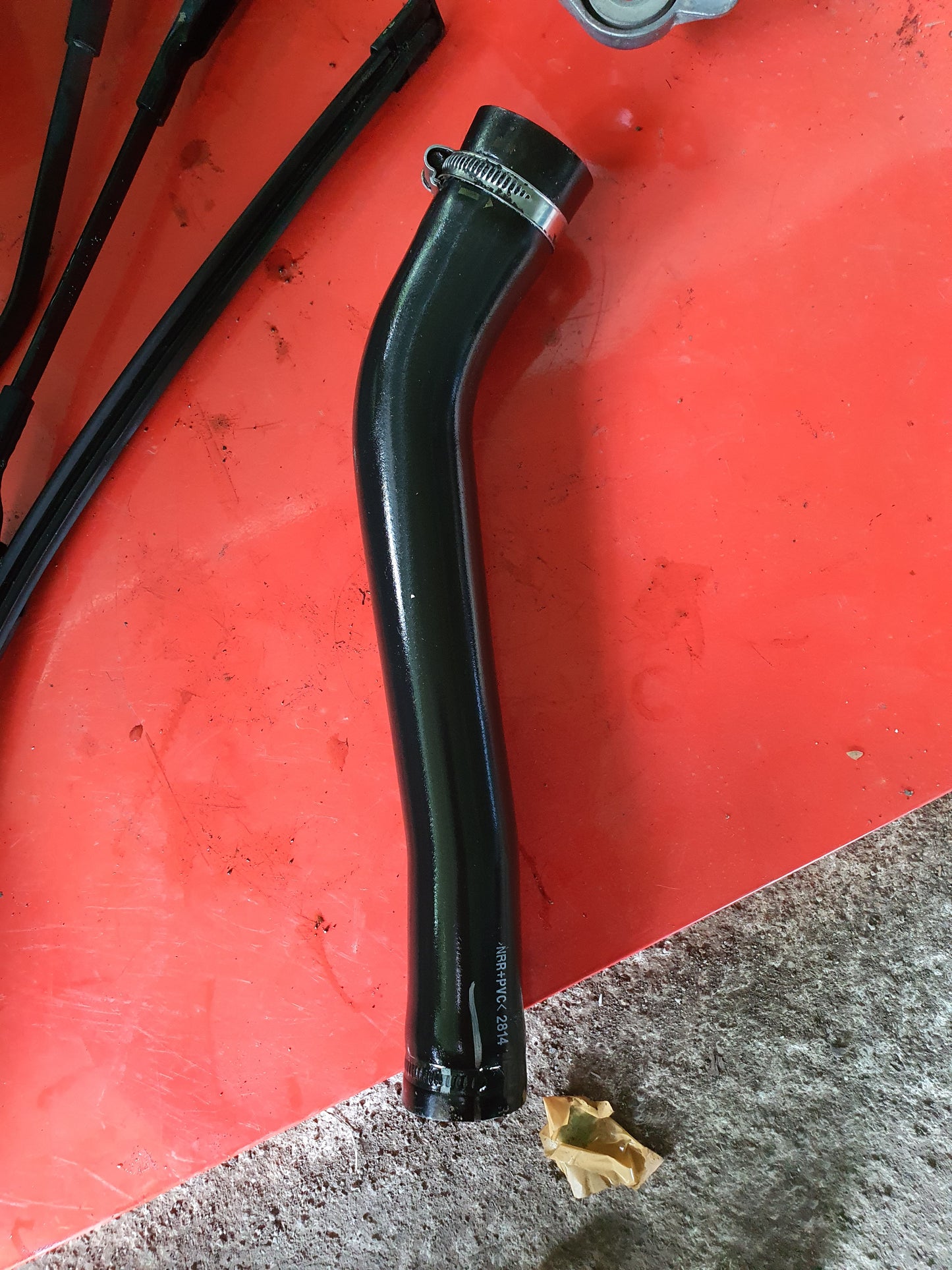 Ford Focus | Red | 2.0 | Fuel Line Hose