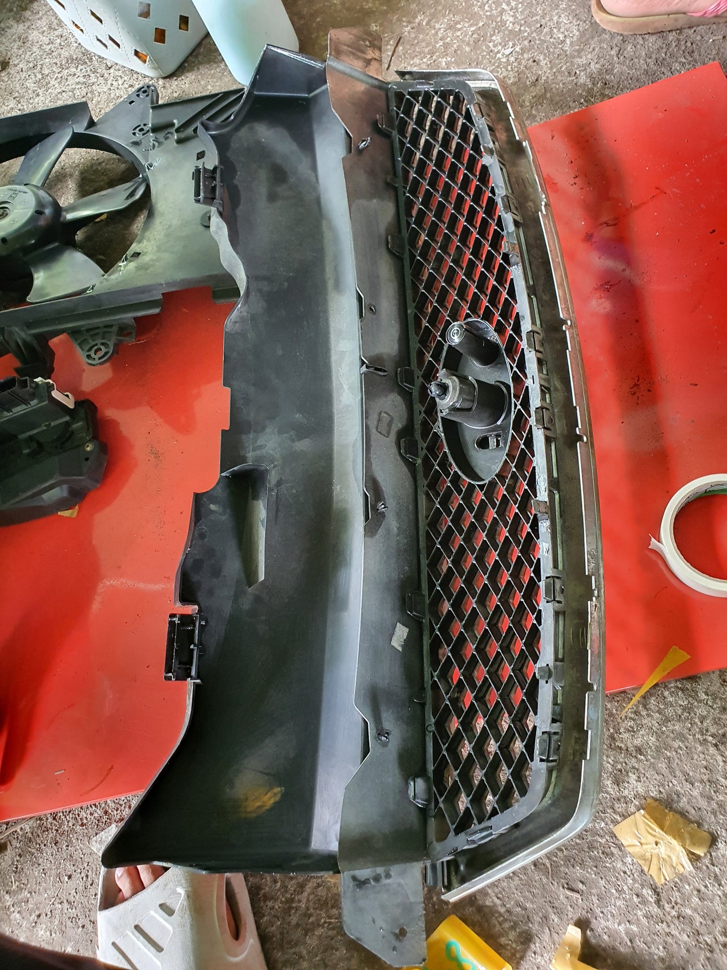 Ford Focus | 1.8 | Front Grill