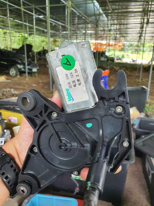 Hyundai Tucson | Rear Wiper Switch