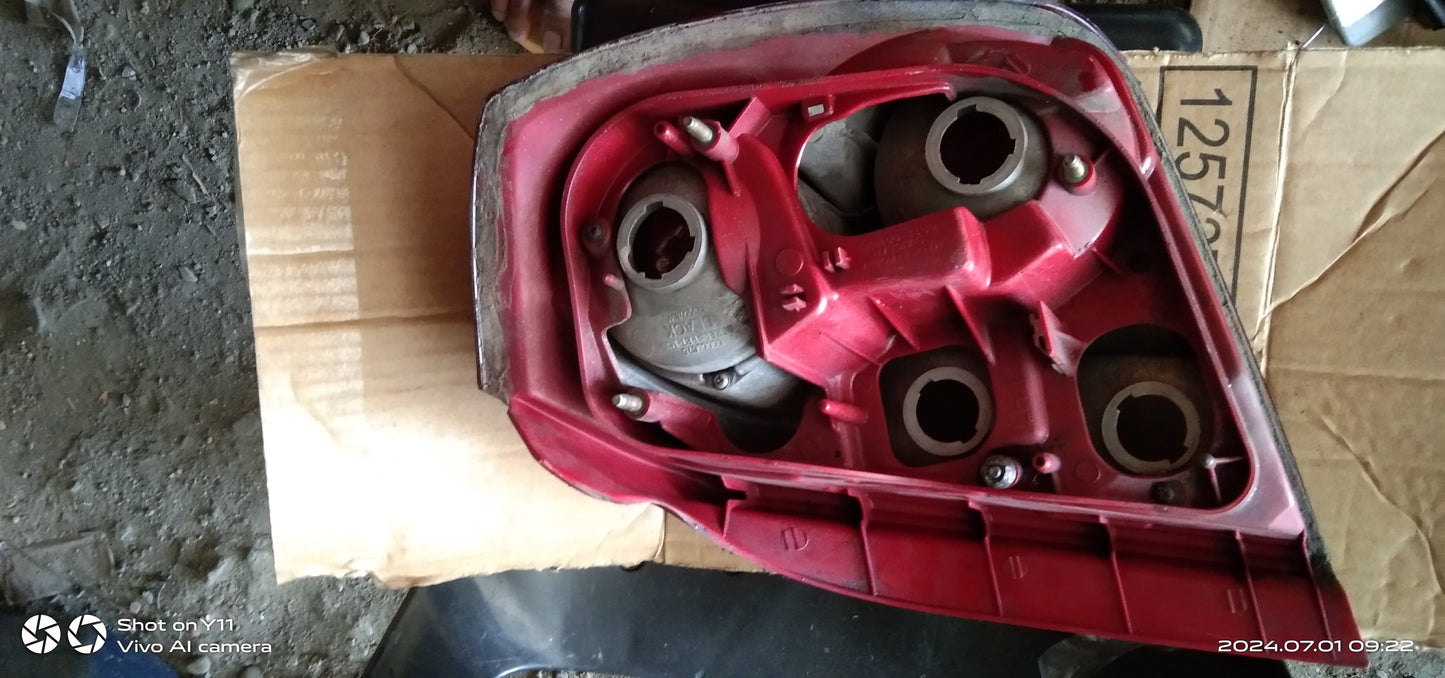 Optra Chevrolet Tail Light Without Bulb Passenger Side