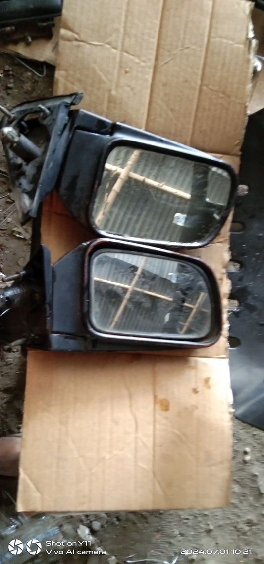 Lancer Side Mirror Driver in Passenger