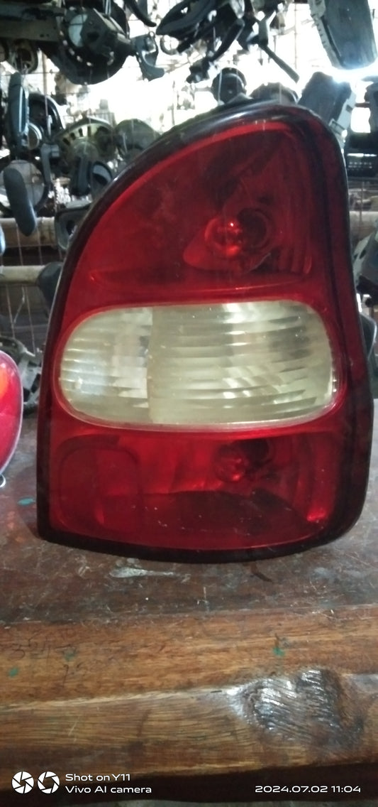 Kia Carnival Tail Light Passenger Side