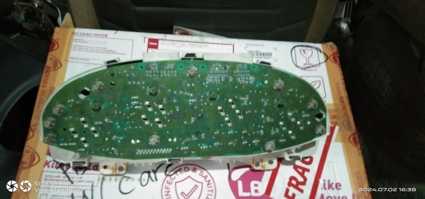 Ford Escape Panel Gauge