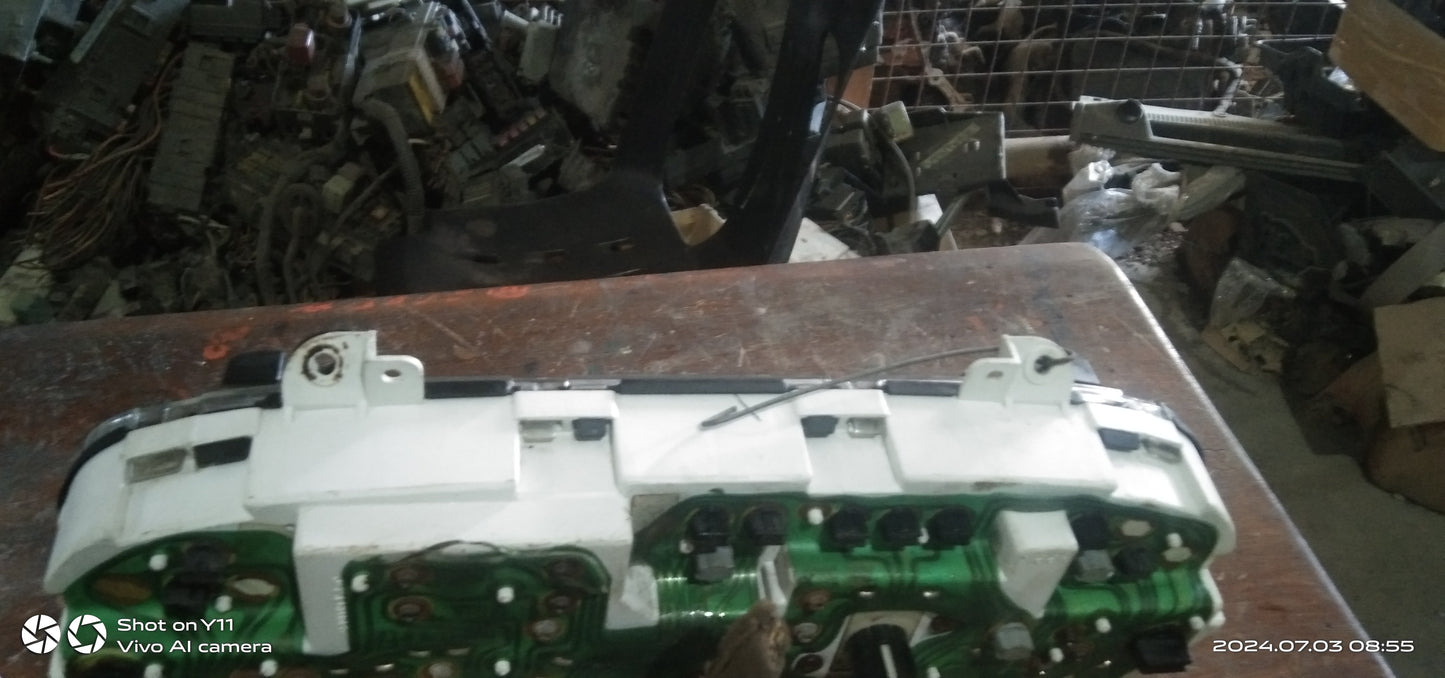 Hyundai Elantra Panel Gauge