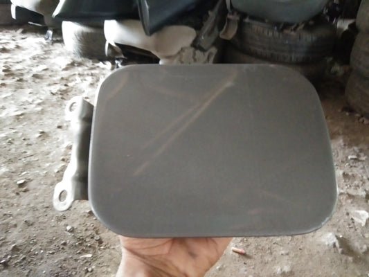 Gallant Gas Tank Cover