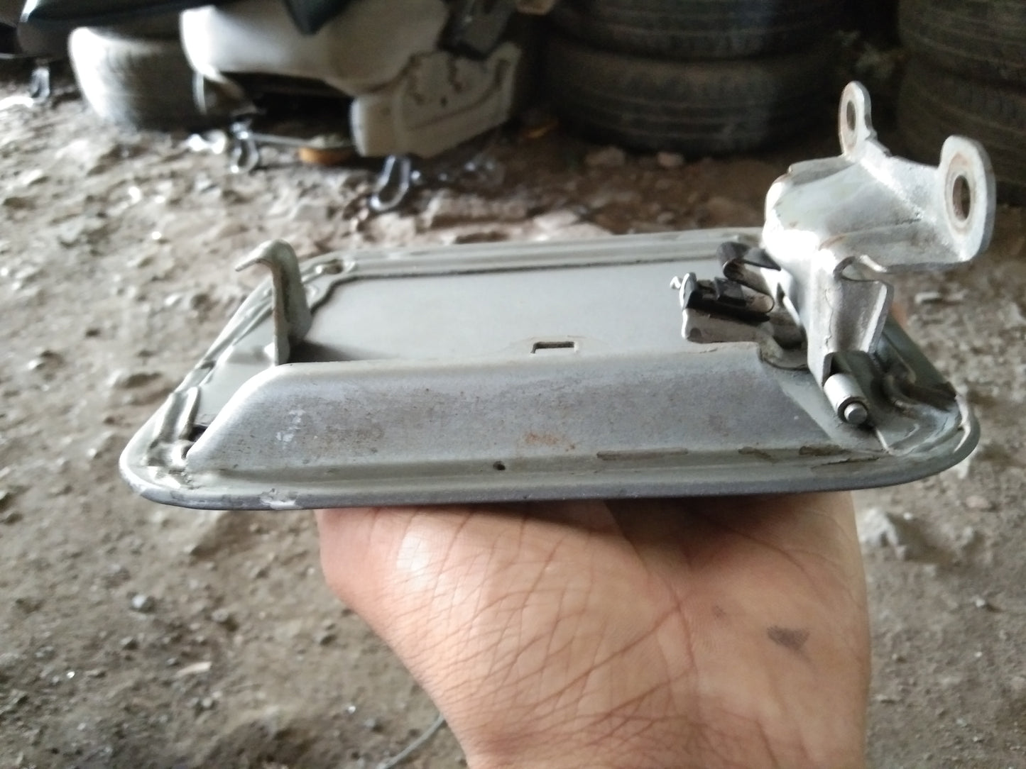 Gallant Gas Tank Cover