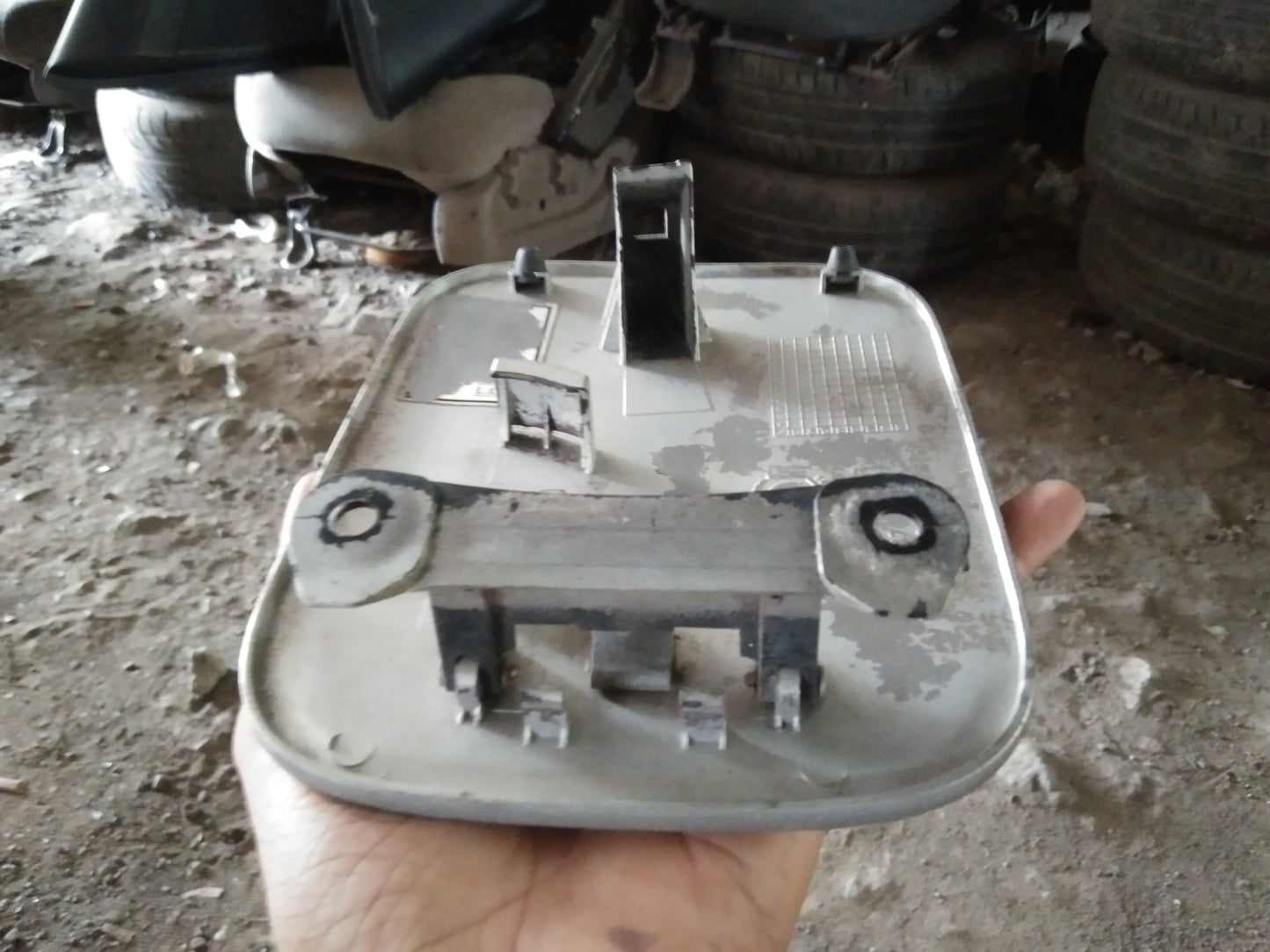 Optra Gas Tank Cover