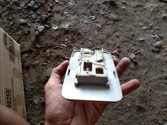 Lancer Itlog Dome Light