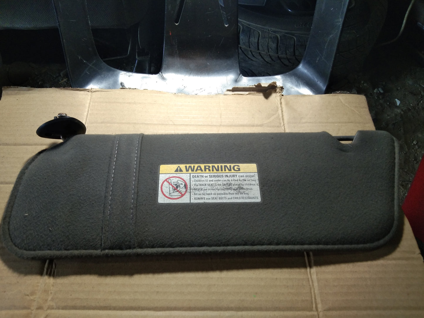 Explorer 4×4 Sun-Visor