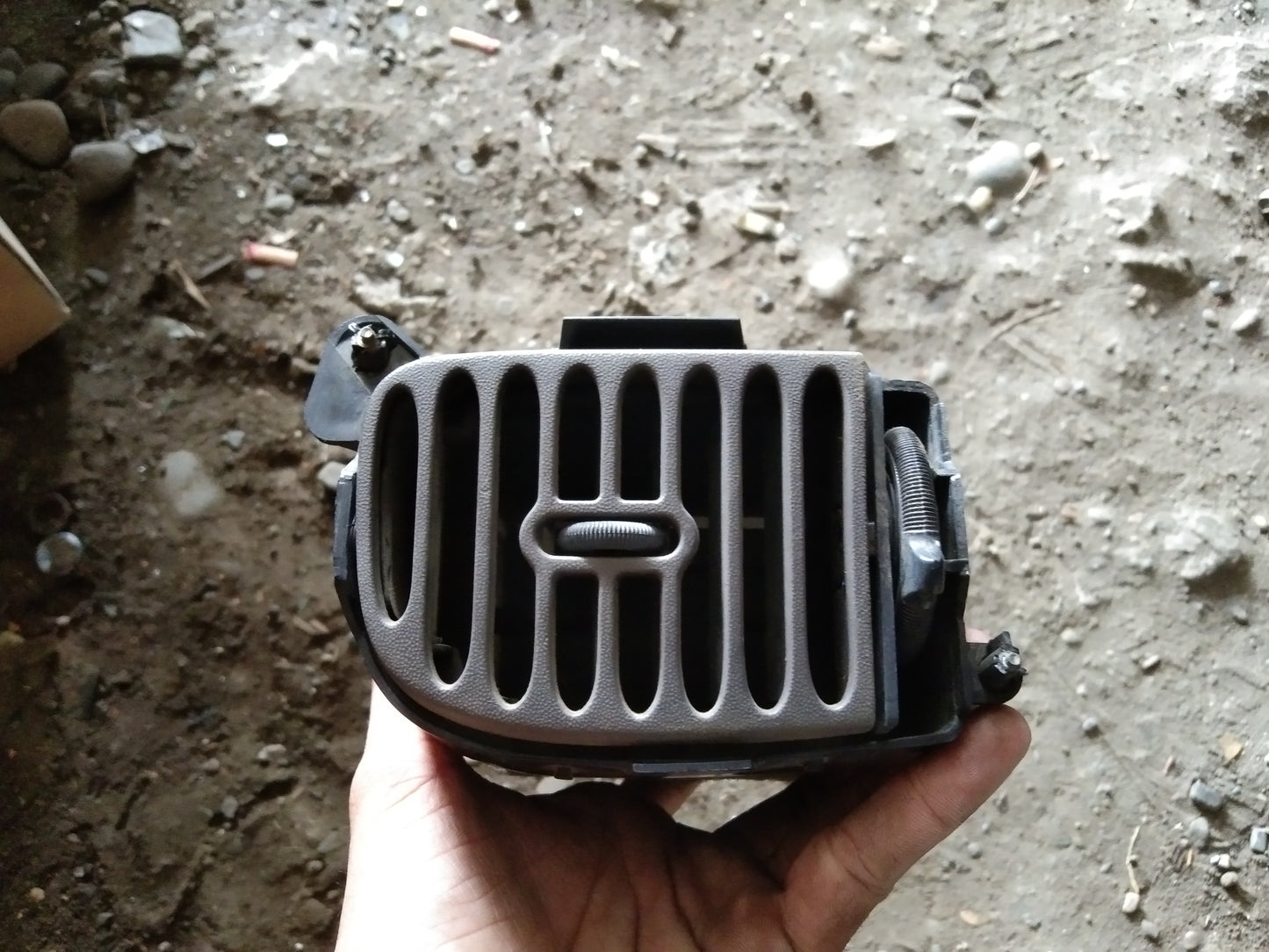 Expedition Air-Con Louver