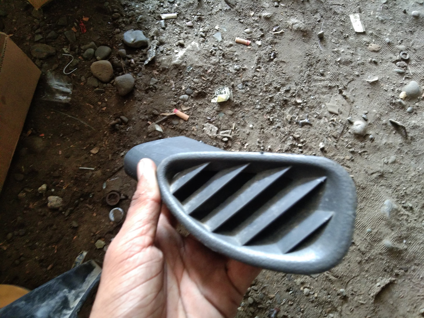 Lancer Itlog Air-Con Louver