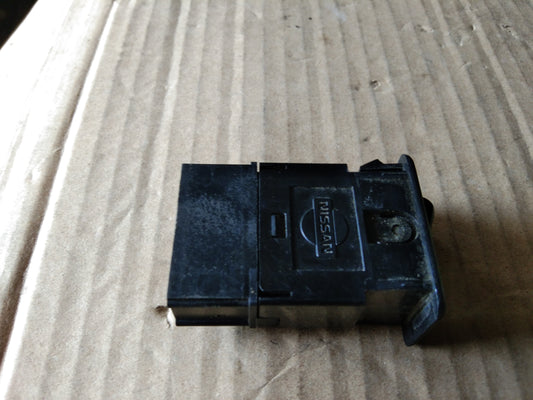 Nissan Cefiro Gas Switch