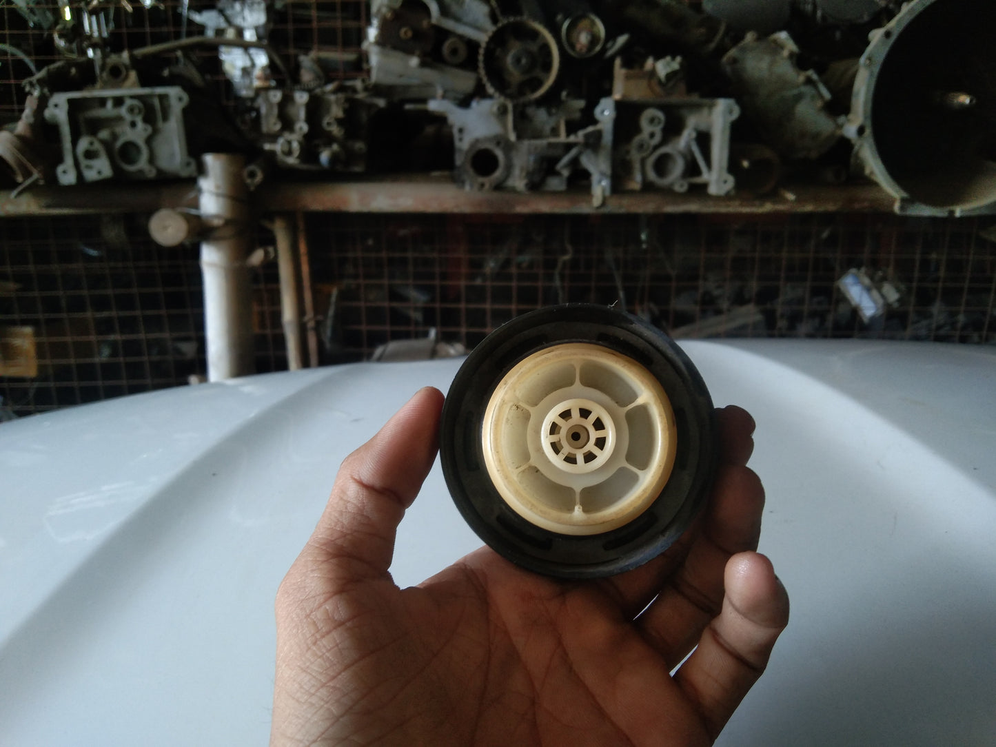 Optra 1.8 Fuel Tank Cap Cover