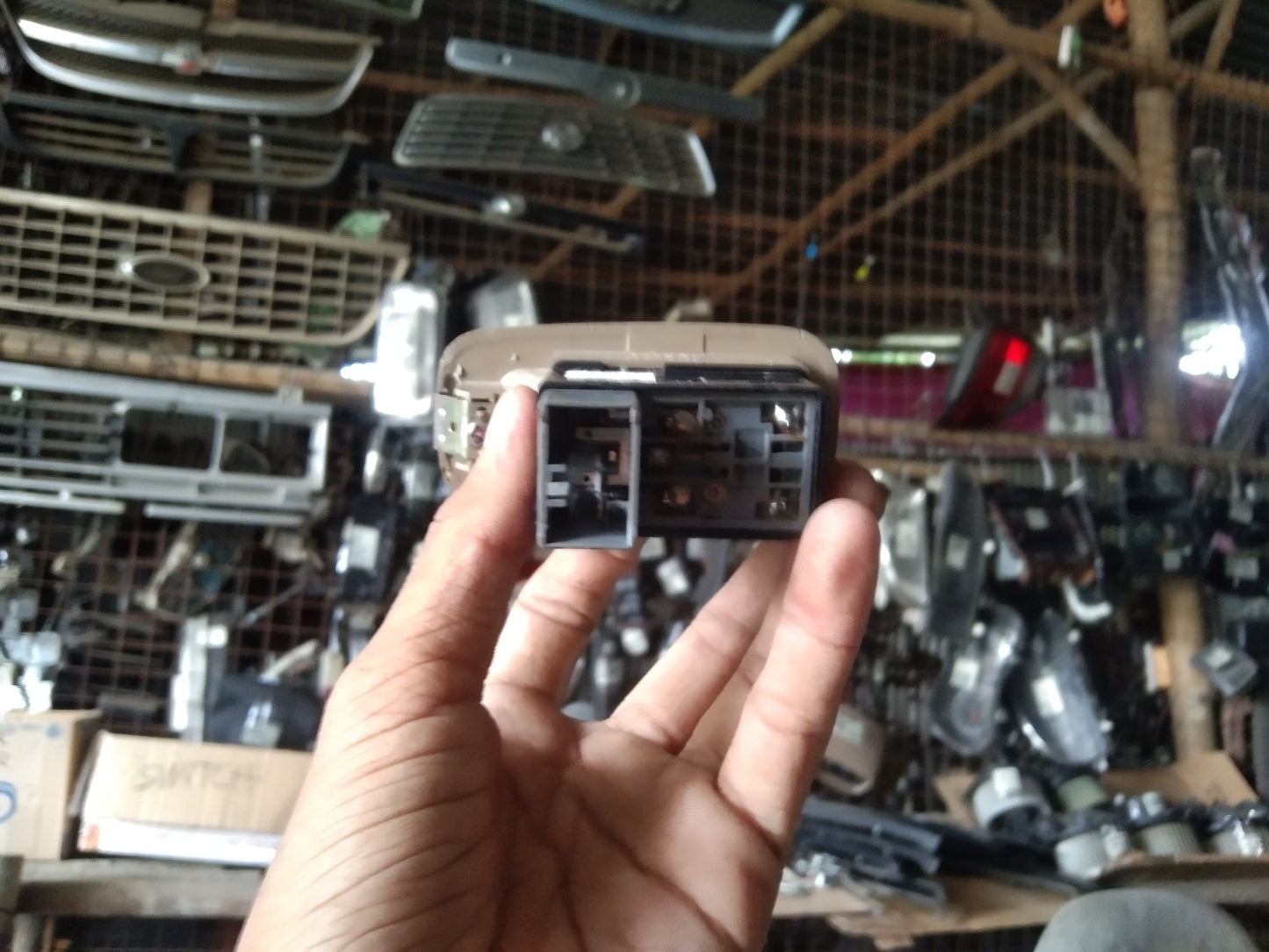 Optra 1.6 Window Switch