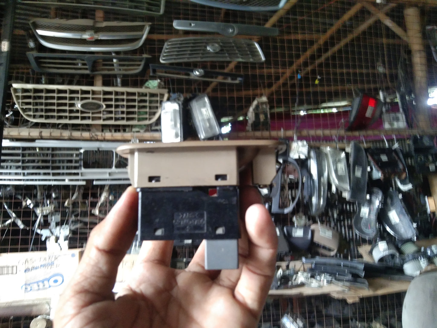 Optra Window Switch