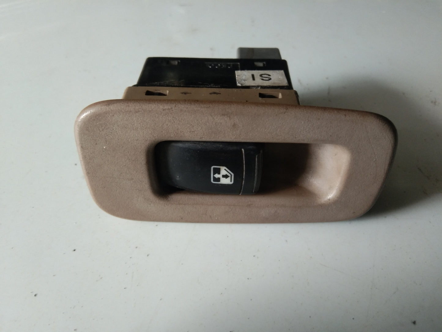 Optra Window Switch