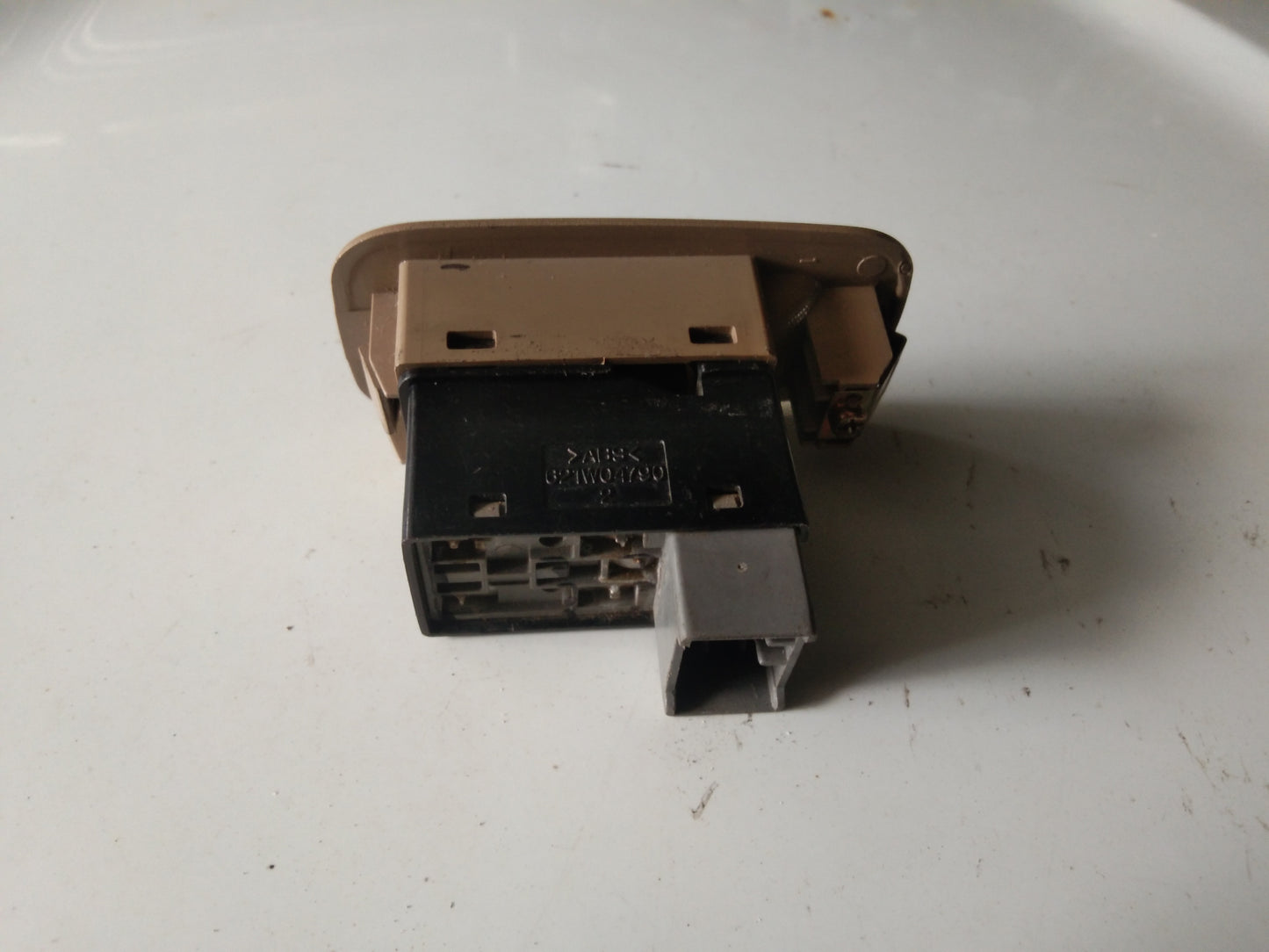 Optra Window Switch