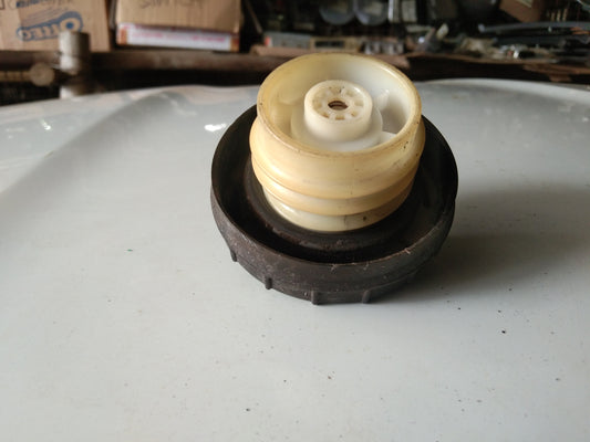 Optra 1.6 Gas Tank Cap Cover