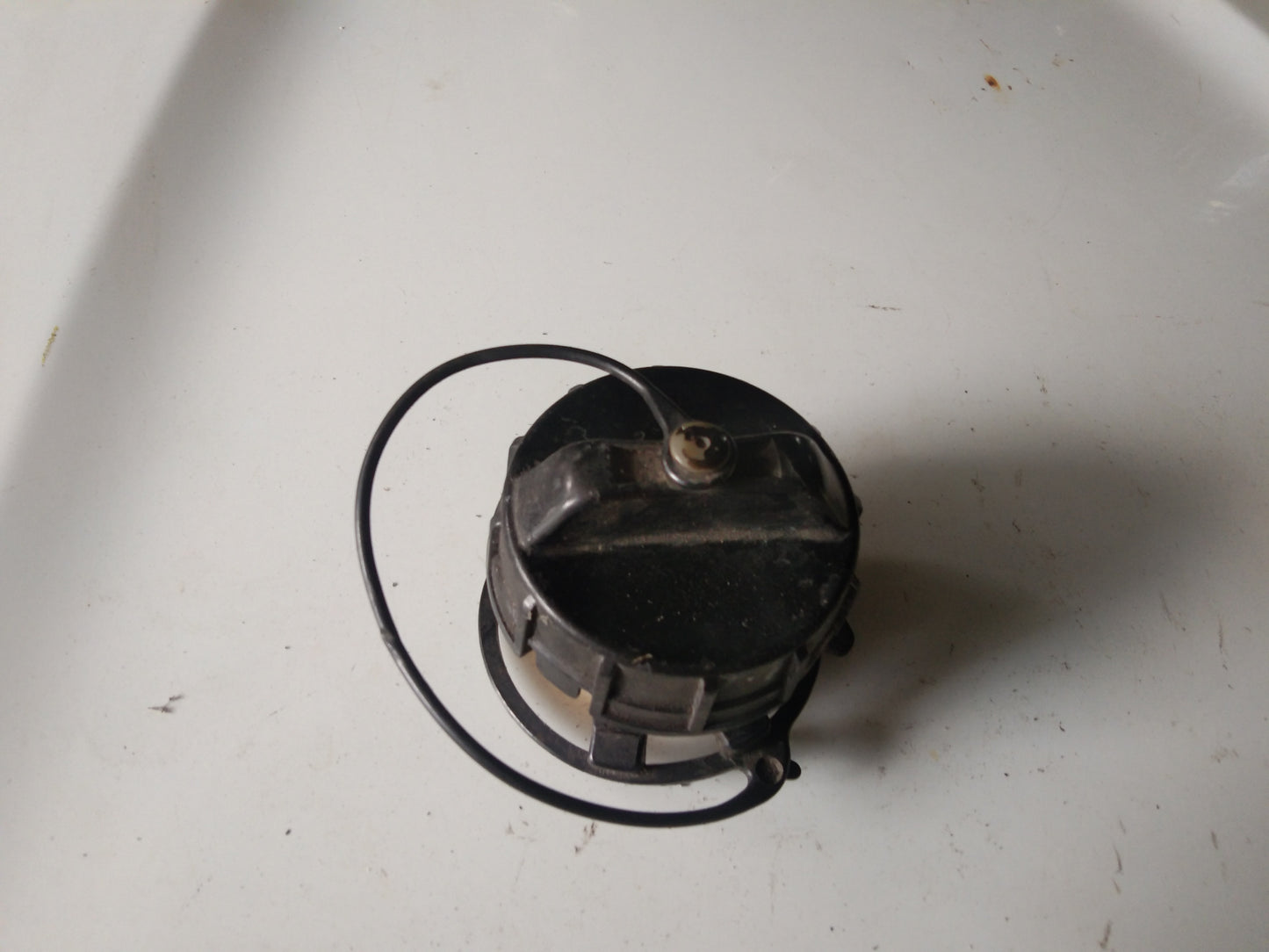 Escape Gas Tank Cap Cover