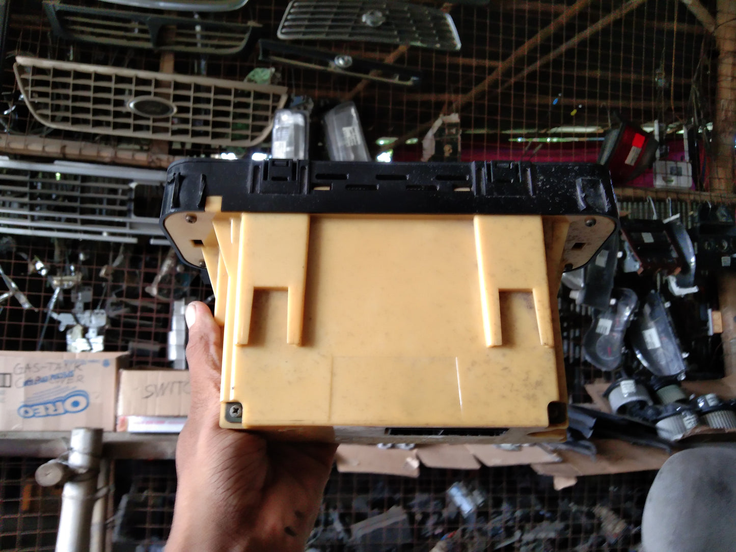 Mitsubishi Galant Control Unit Assy