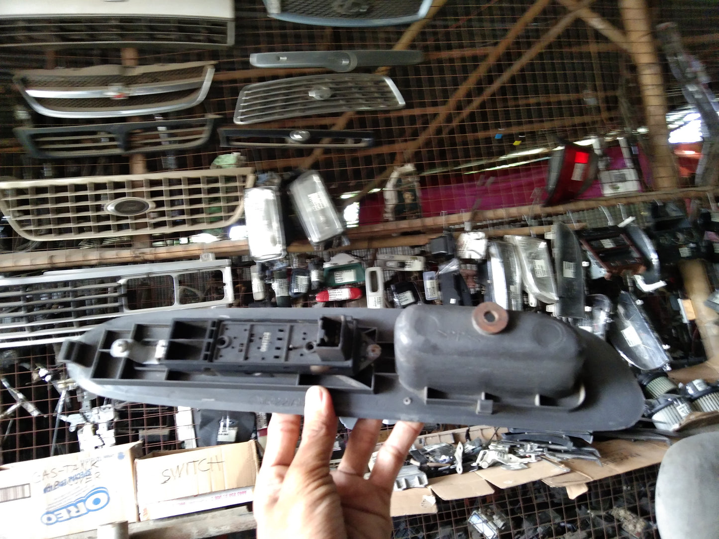 Lancer Pitsa Window Switch Rear Driver Side