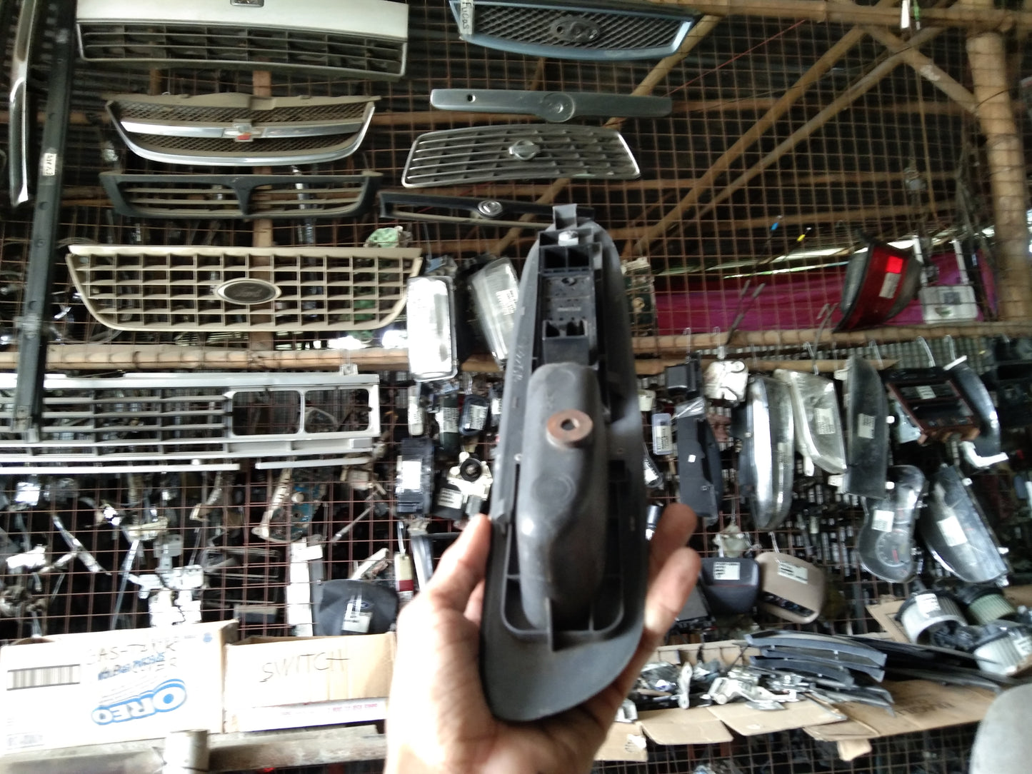 Lancer Pitsa Window Switch Rear Driver Side