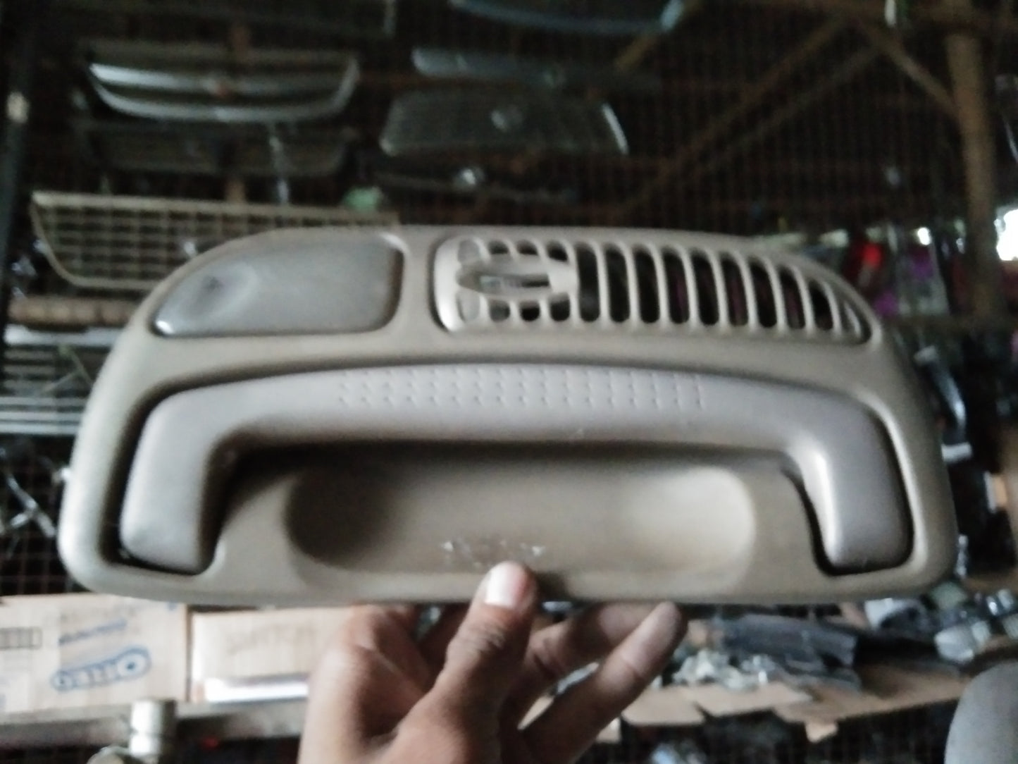 KIA Carnival Selling Handle Front Passenger Side