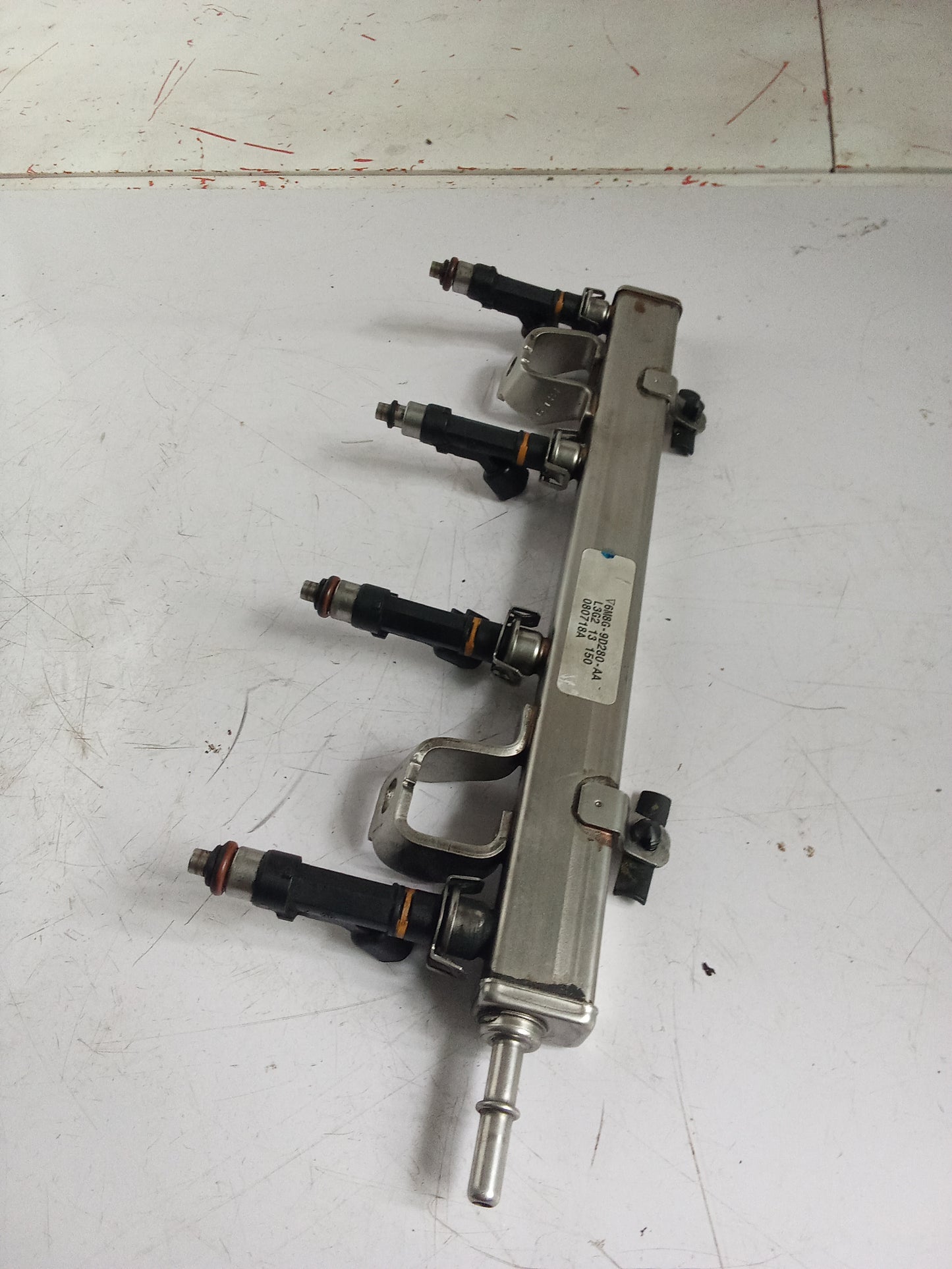 Fuel Rail | Injector | Ford Escape 2.3