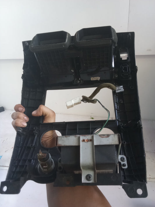 Center Frame | Hyundai Tucson Crdi