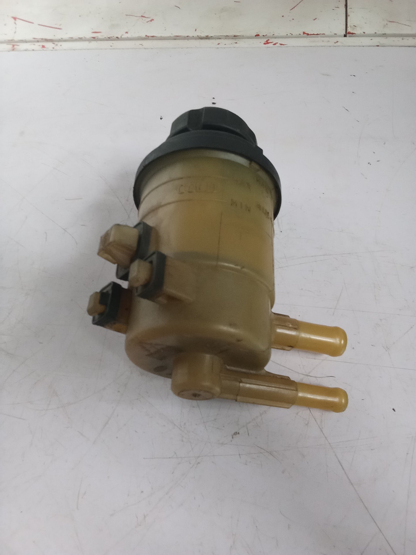 Steering Fluid Tank | Hyundai Tucson Gas