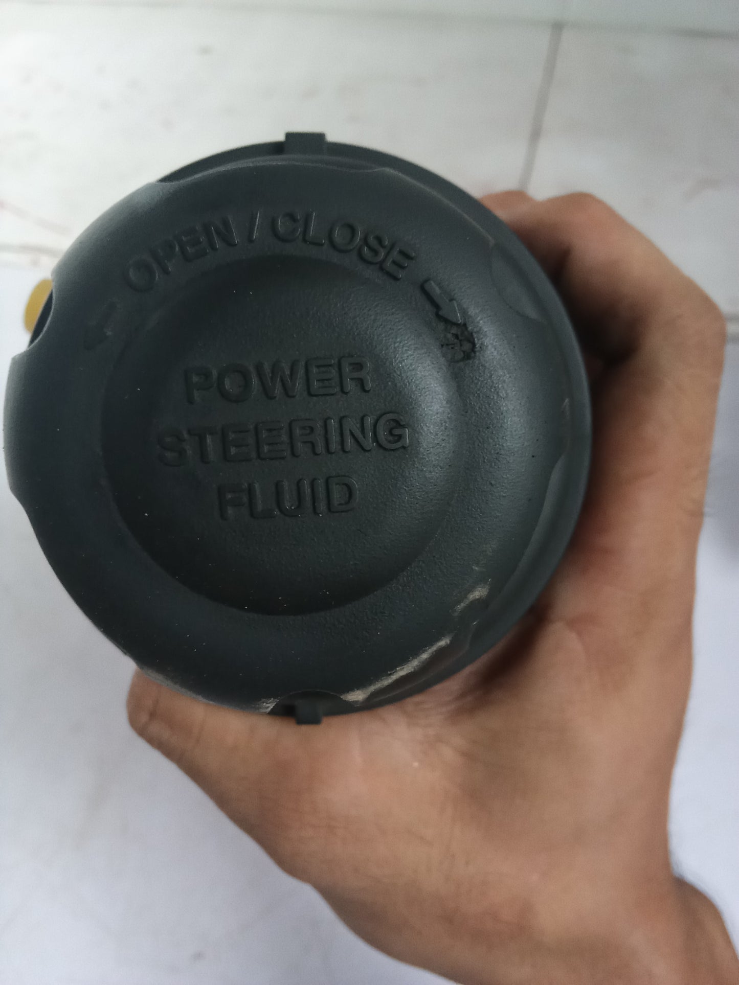 Steering Fluid Tank | Hyundai Tucson Gas