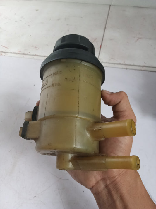 Steering Fluid Tank | Hyundai Tucson Gas