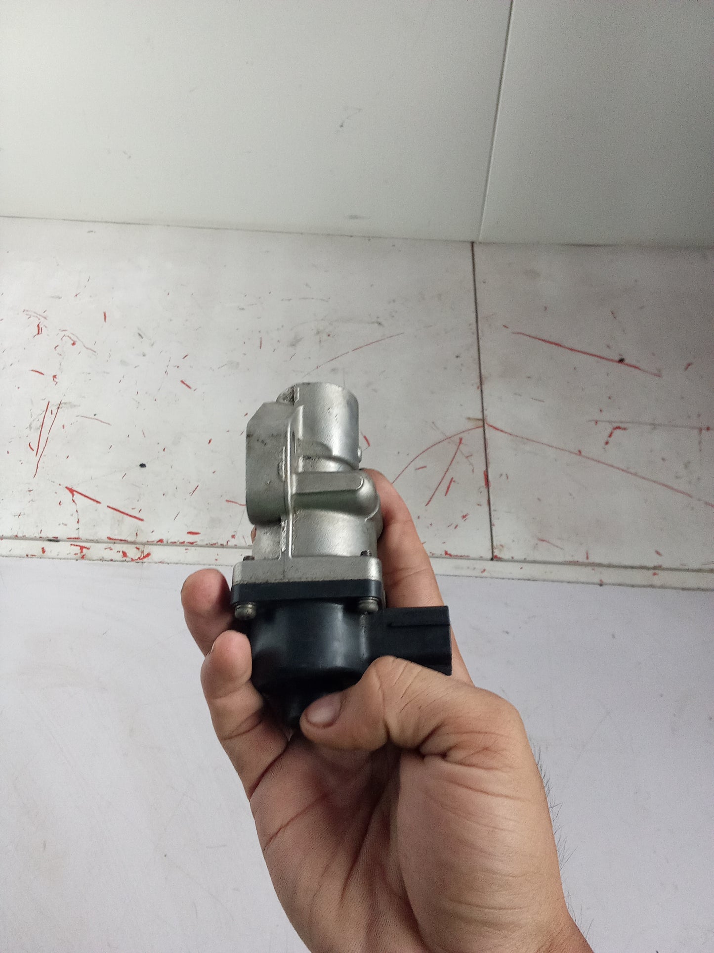 EGR Valve | Mazda Tribute 2.3