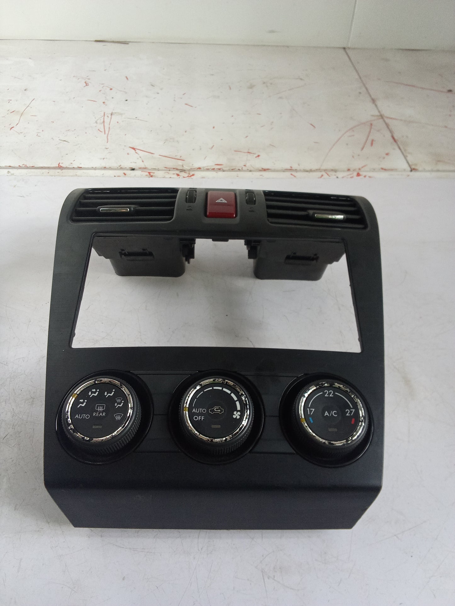 Center Frame | Subaru Forester