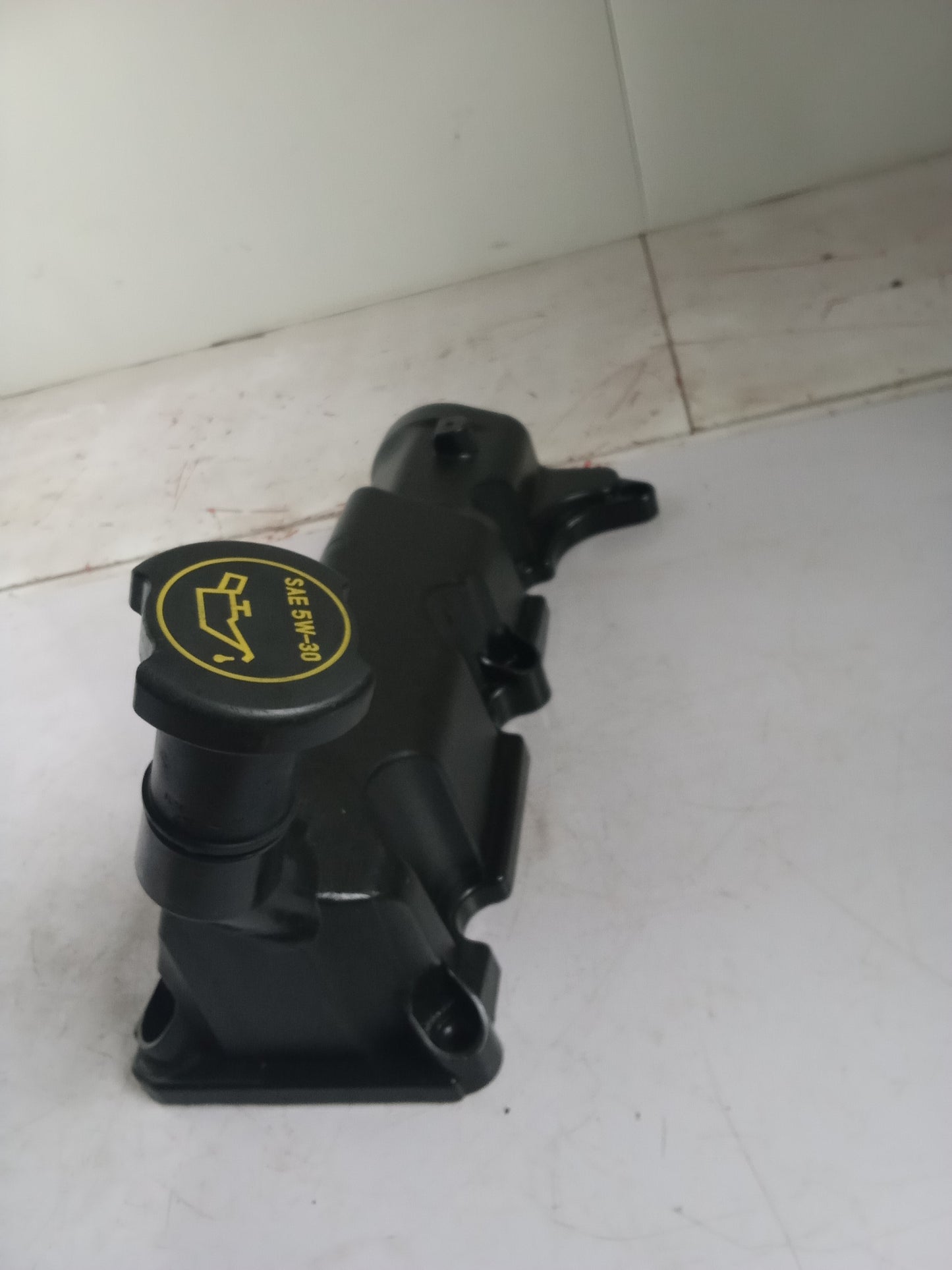 Valve Cover | Ford Explorer 2005