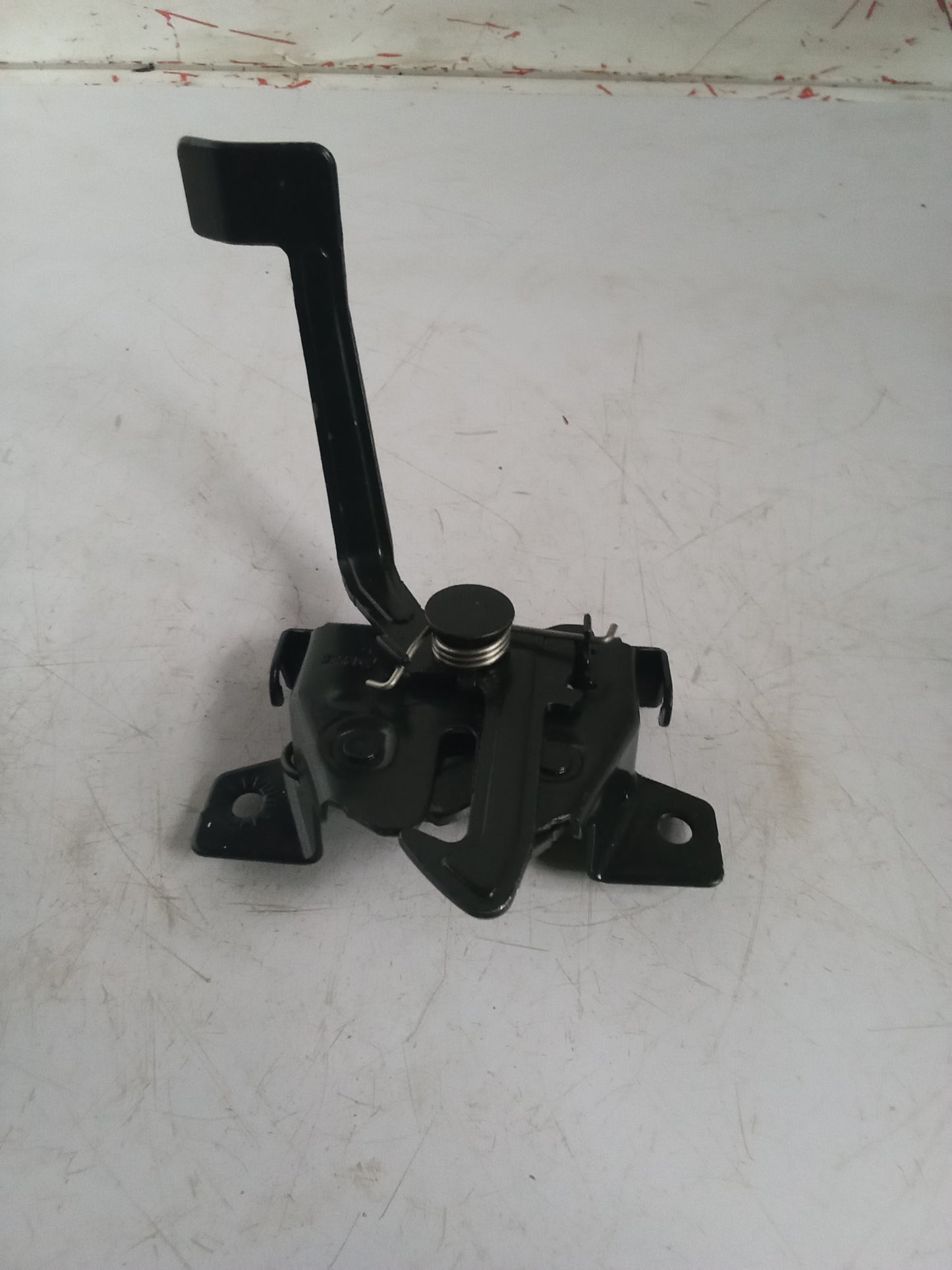 Hood Lock | Hyundai Tucson Crdi