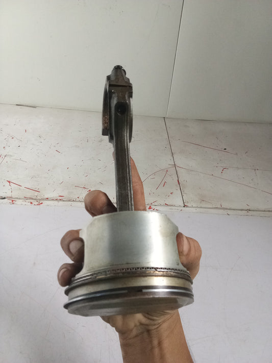 Piston | Connecting Rod | Nissan X Trail