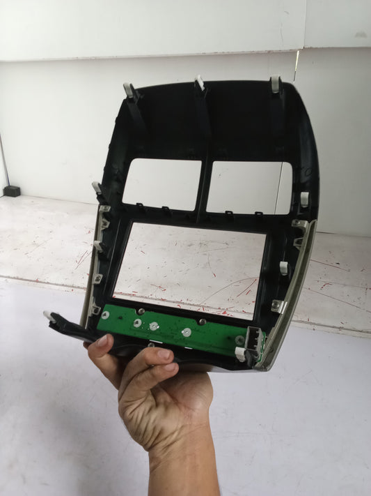 Center Frame | Lancer ASX