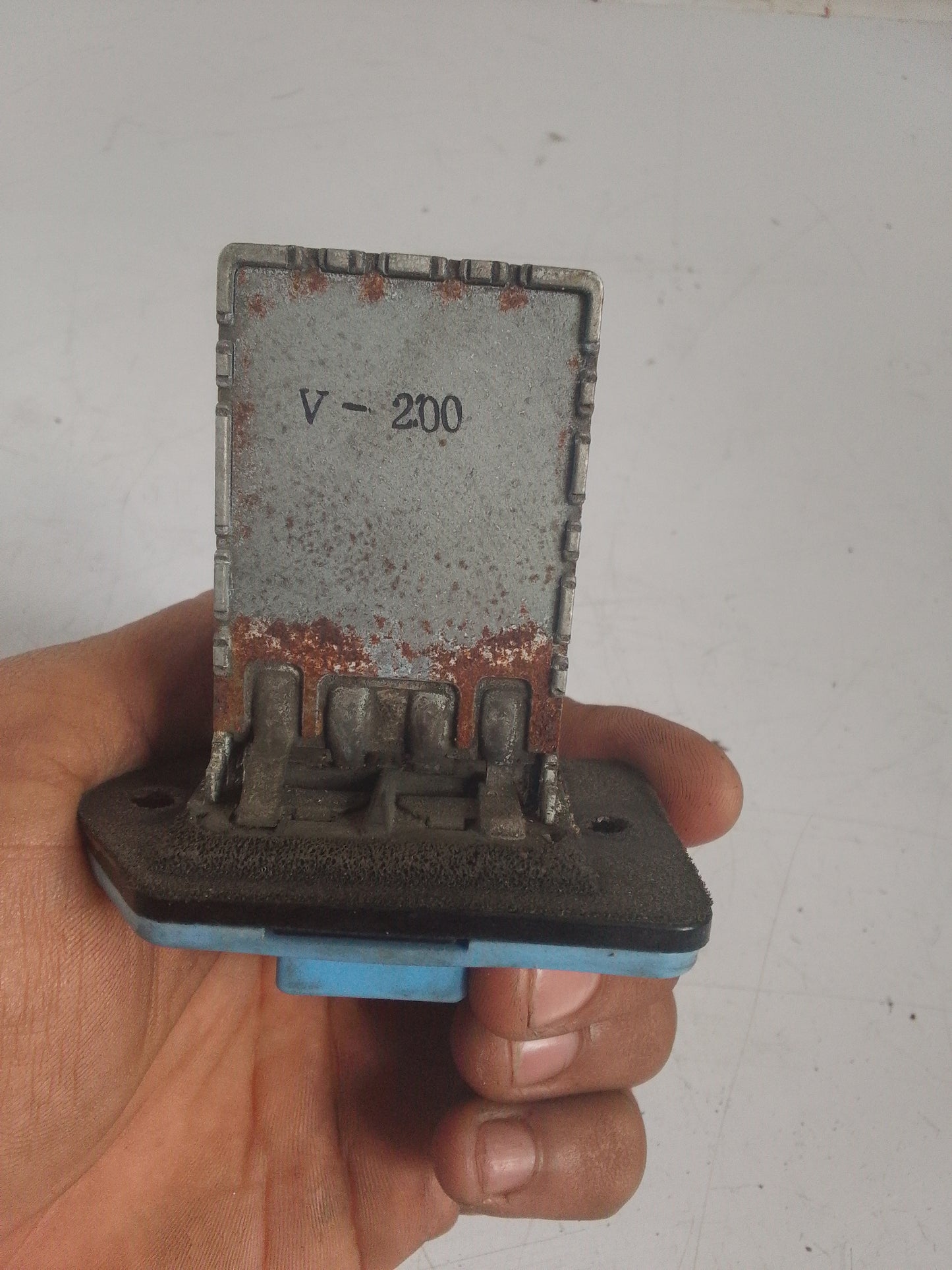 Resistor block|OPTRA