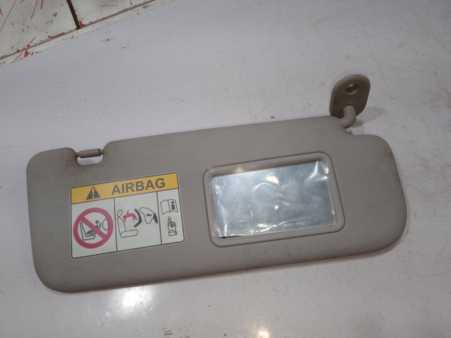Sun Visor | Passenger Side | Hyundai Reina