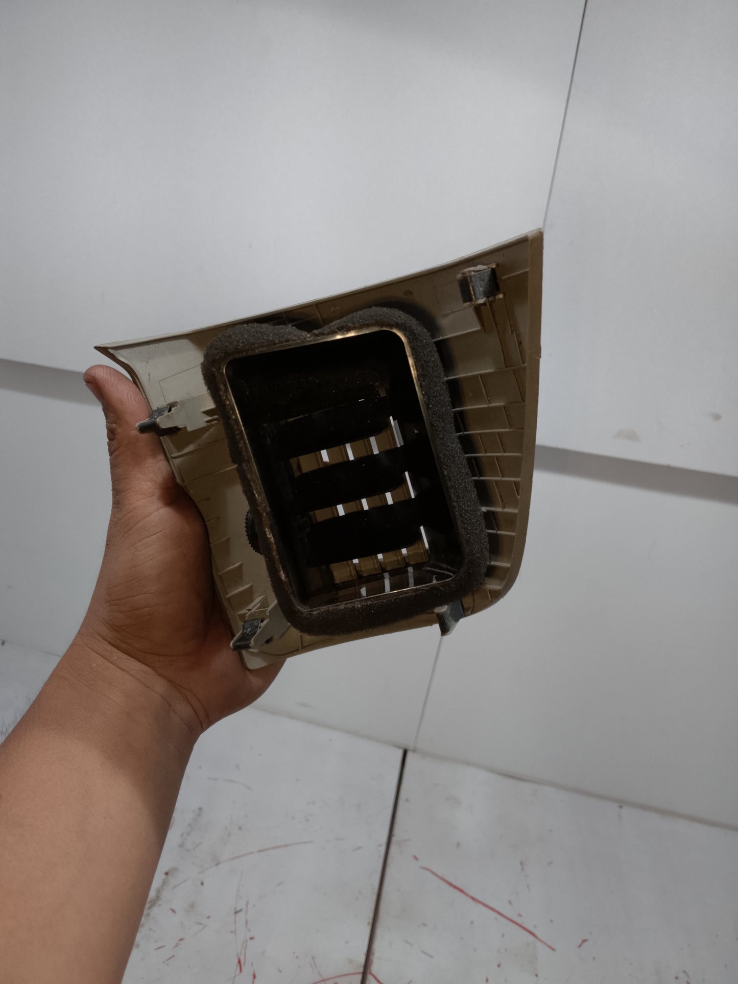 AC Vent | Driver Side | Chevrolet Spin