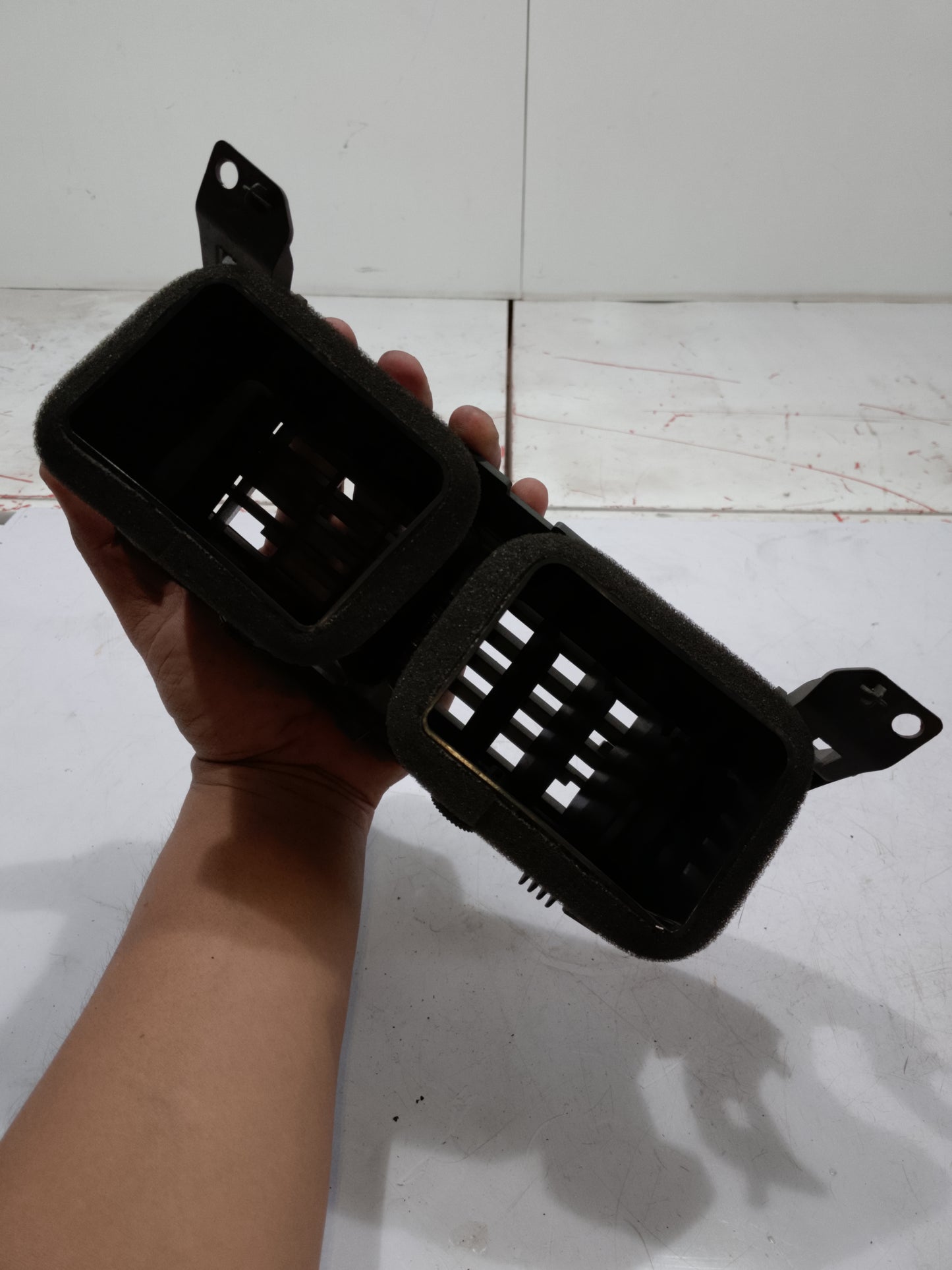 AC Vent | Middle | Chevrolet Spin