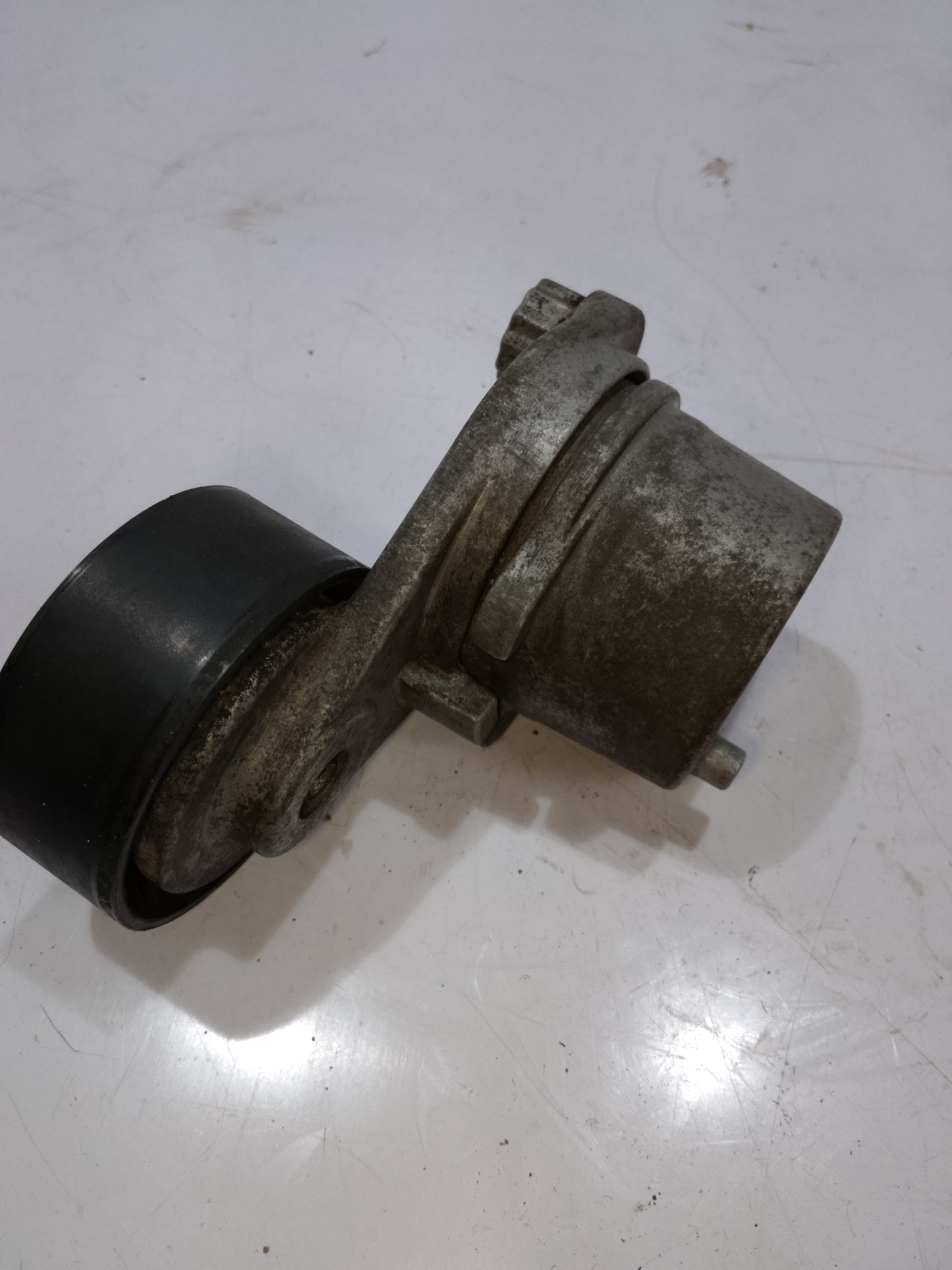 Belt Tensioner | Chevrolet Spin