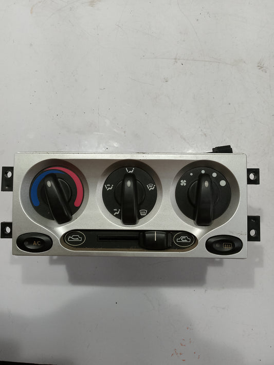 Climate Control | Cherry QQ