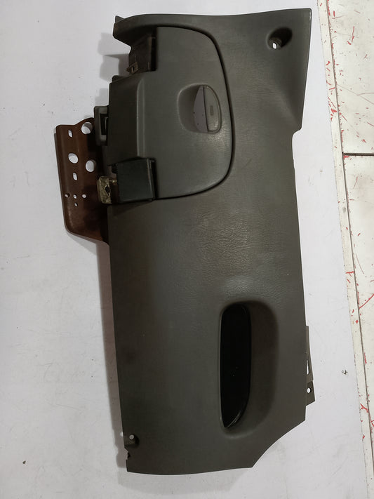 Lower Dashboard | Ford Expedition Gen 1