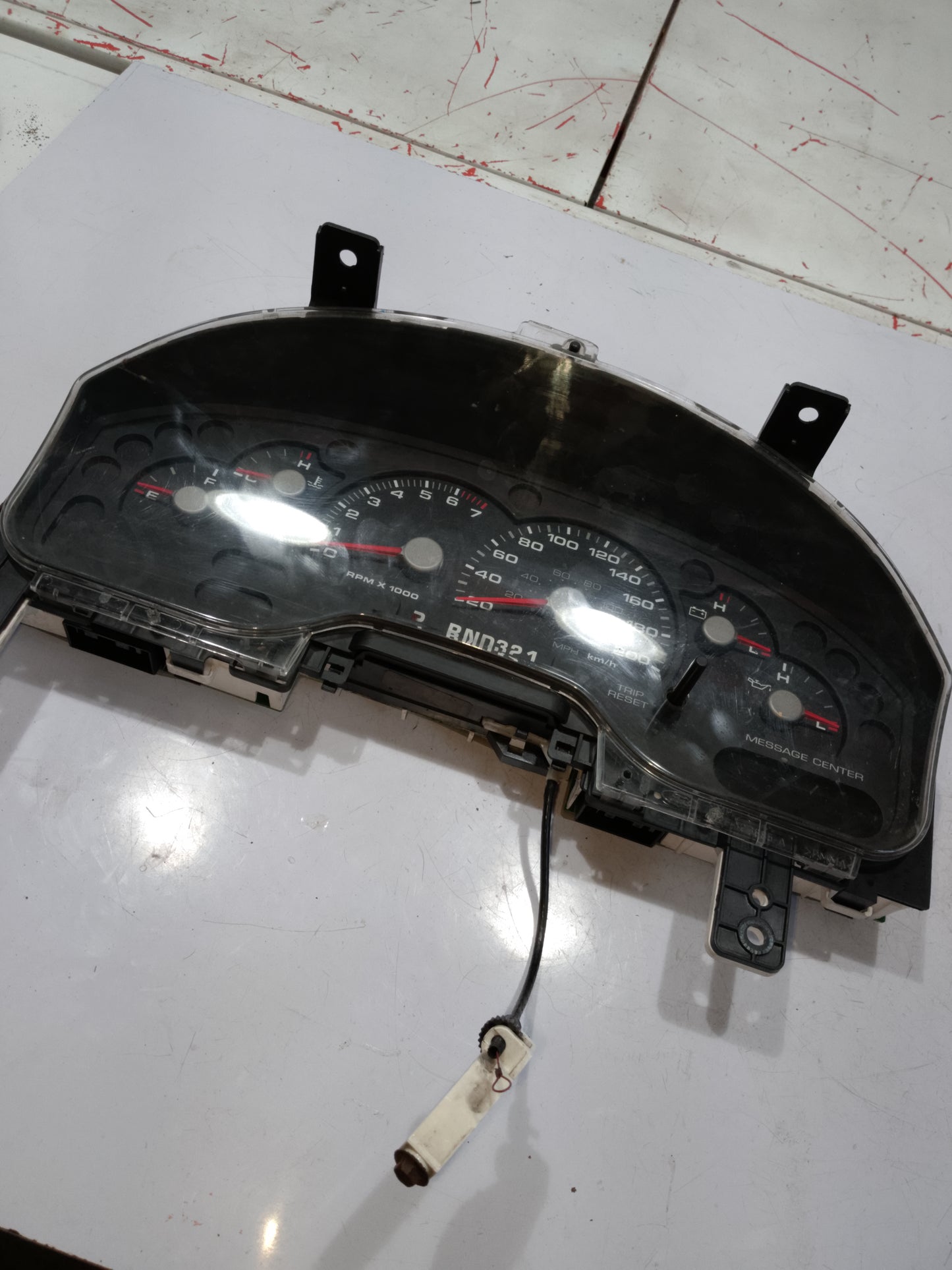 Panel Gauge | Ford Explorer