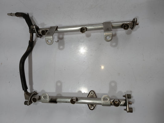 Fuel Rail Assembly | Ford Explorer