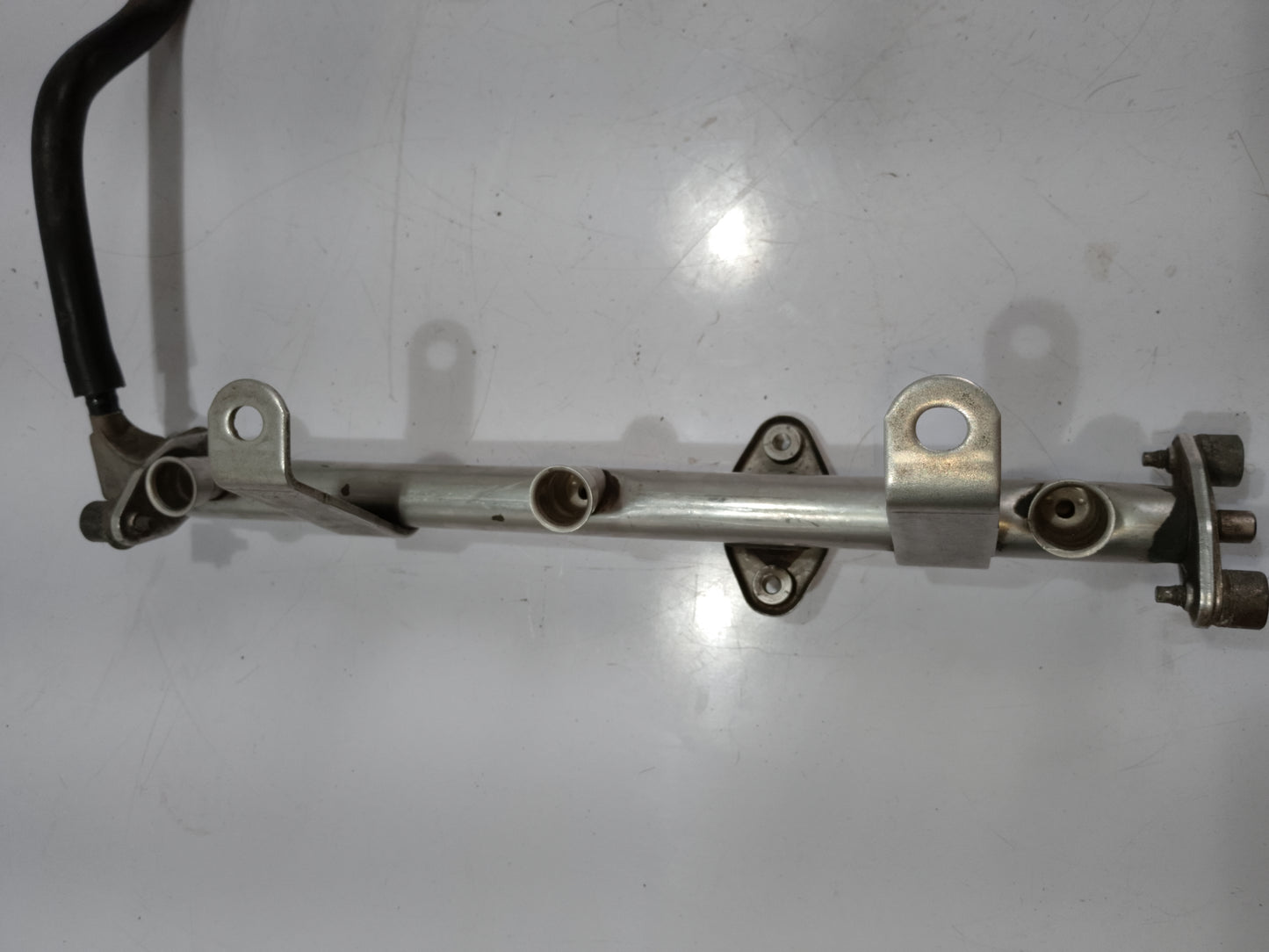 Fuel Rail Assembly | Ford Explorer