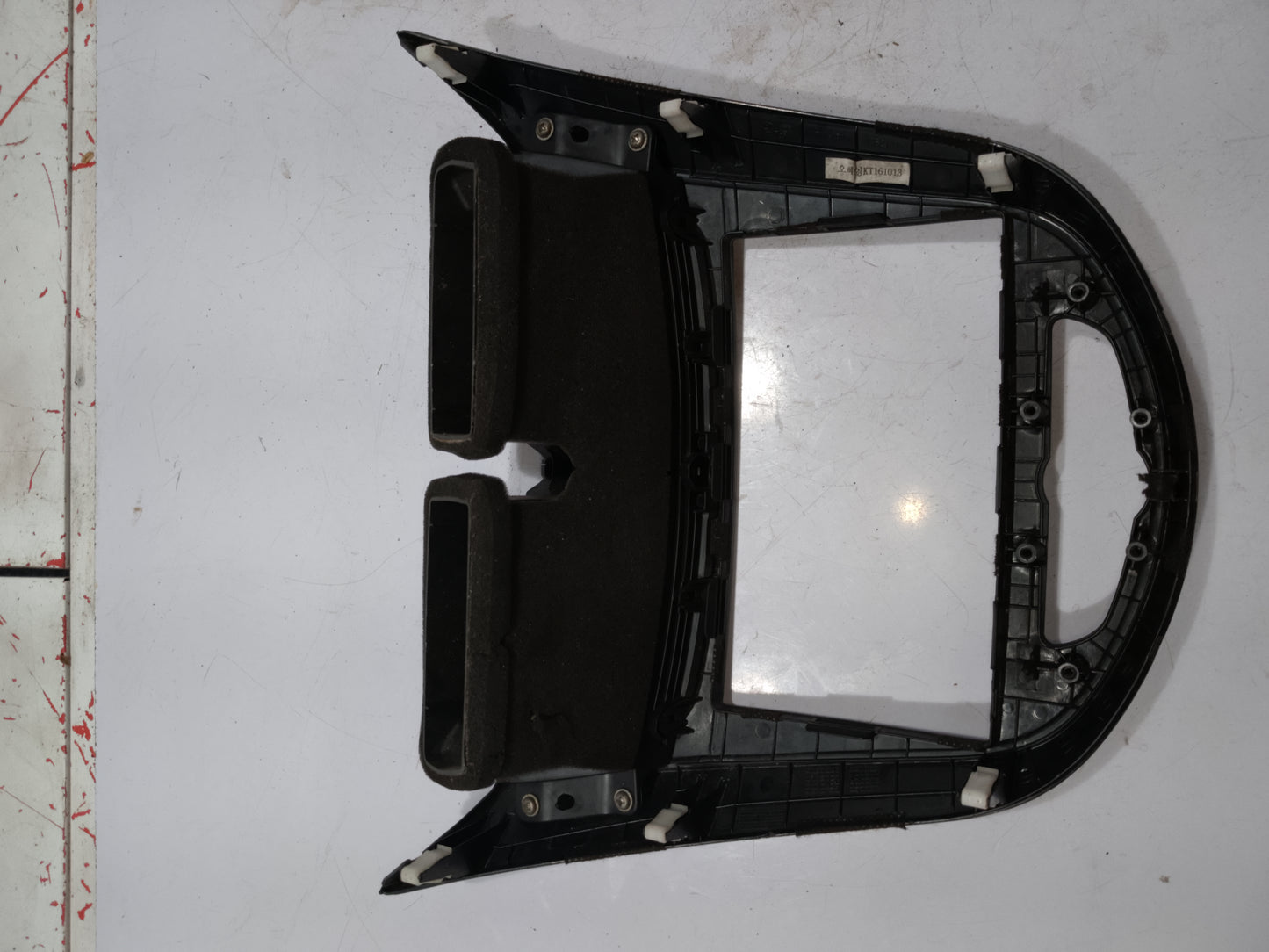 Center Frame With AC Vent | Hyundai Accent
